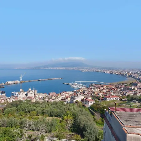 Le Del Castello * Castellammare di Stabia